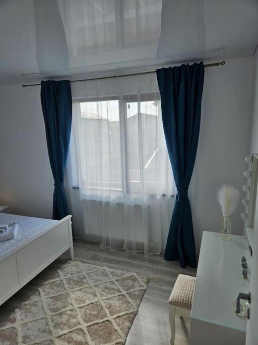 Cozy Sorada 1 Apartment Bragadiru Bagian luar foto
